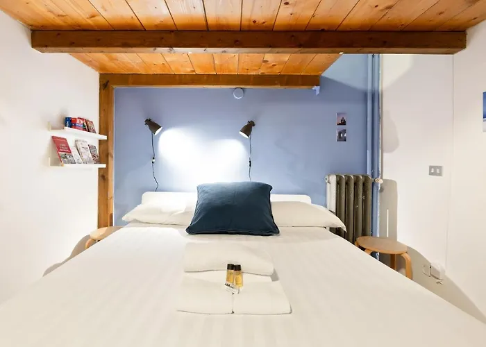Cosy Nest Isola District Heart